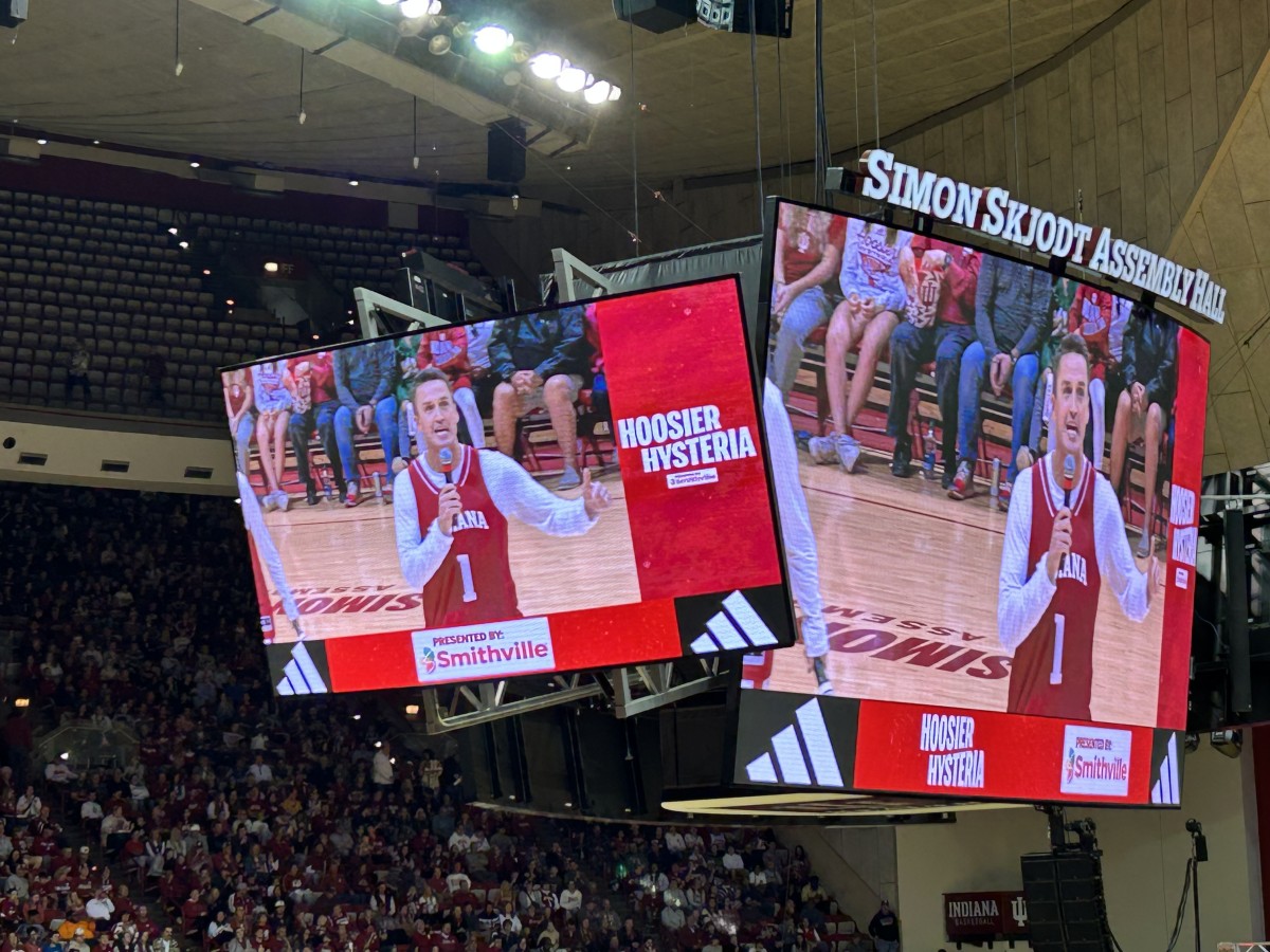 Former Hoosier football player and current football radio analyst Rhett Lewis was one on the hosts for Hoosier Hysteria.